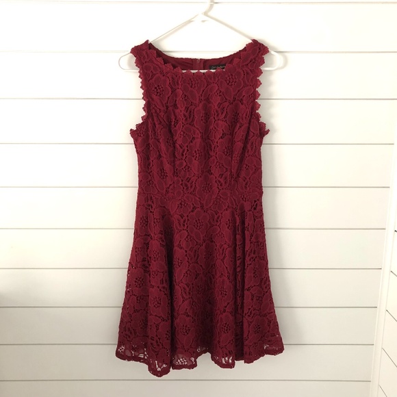 Jodi Kristopher Dresses & Skirts - Jodi Kristopher A-line Lace Dress